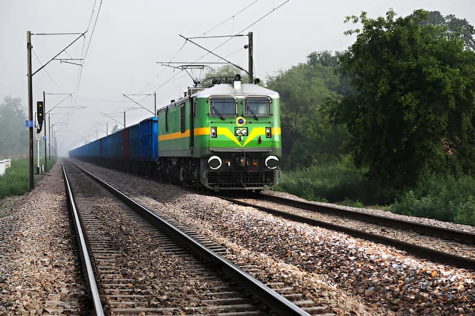 Porca para trilho de trem: Características essenciais para garantir a segurança ferroviária
